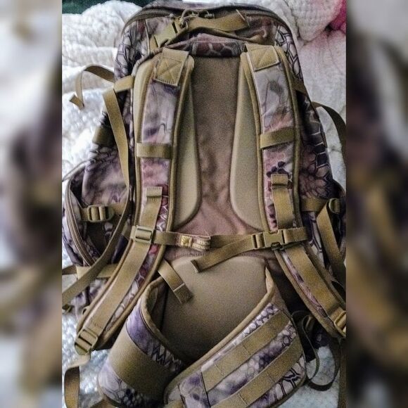Slumberjack Carbine 2500 Tactical Camouflage Backpack - Picture 4 of 10